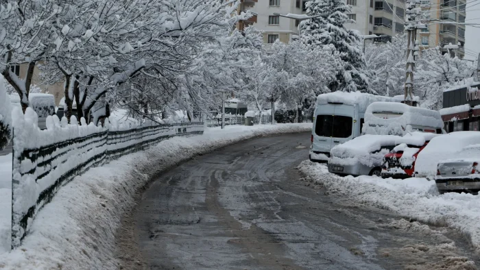 Blind Spot Monitoring Fails in Snow and Ice
